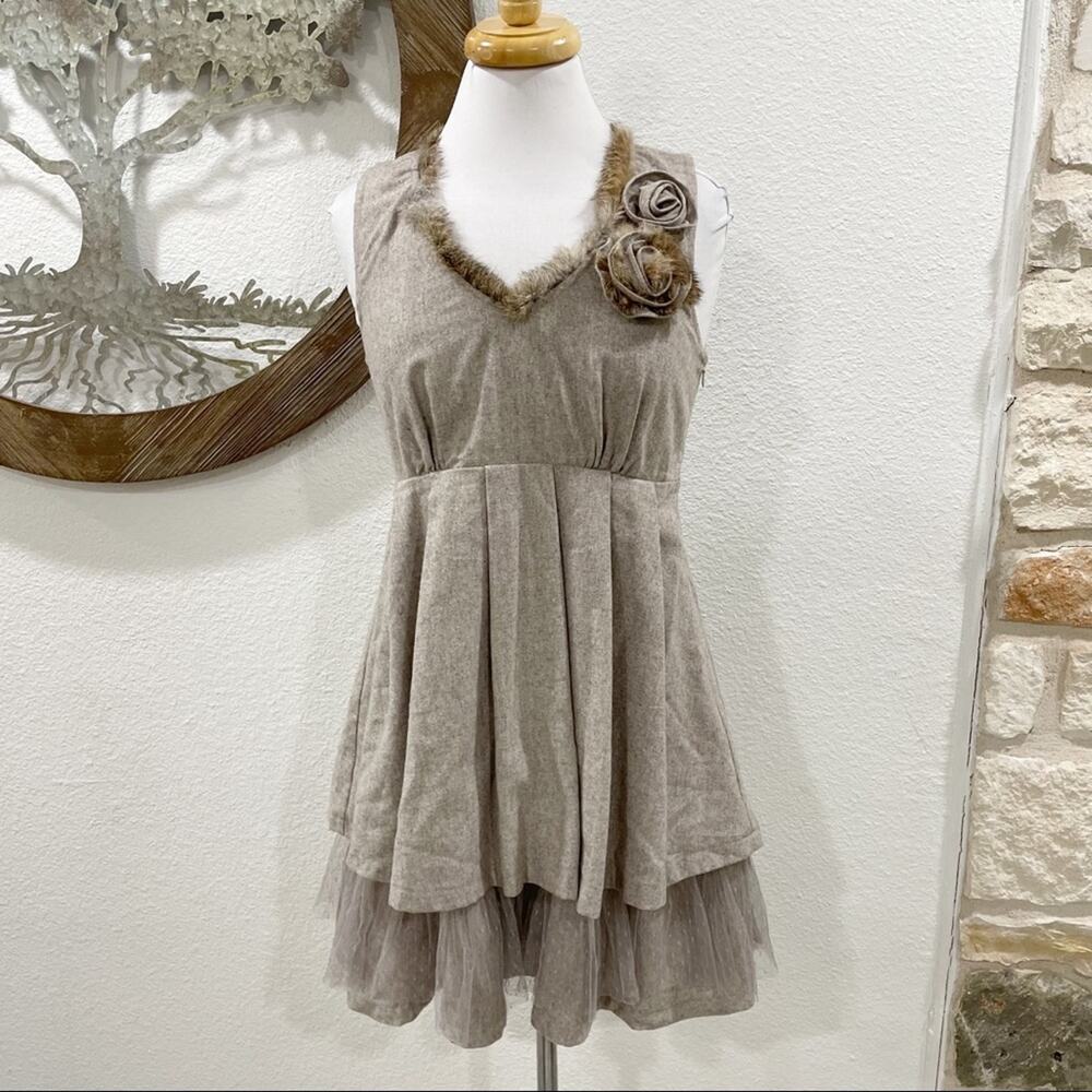 Anthropologie Ryu Sleeveless Fur Trim Rosette Swiss Dot Dress Medium